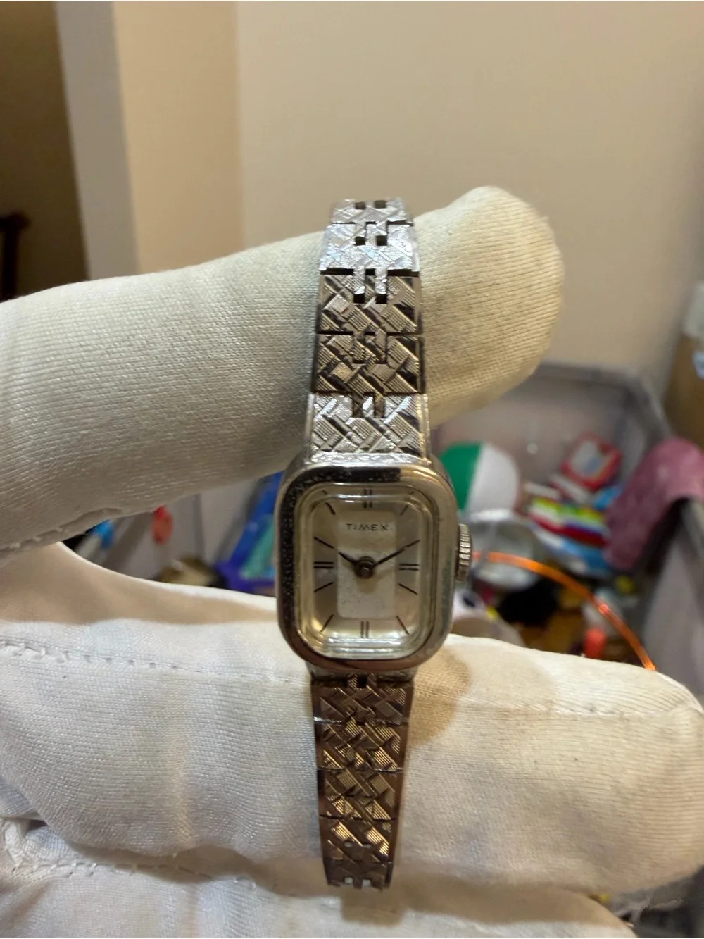 Vintage Timex Ladies Mechanical Watch Silver Tone Cushion Expandable Band Runs